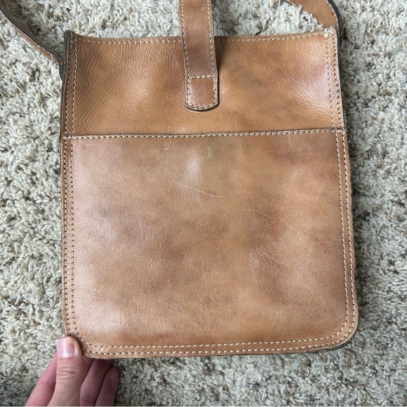 Patricia Nash Venezia Pouch Bag Signature Map Print Brown Leather - Picture 8 of 9